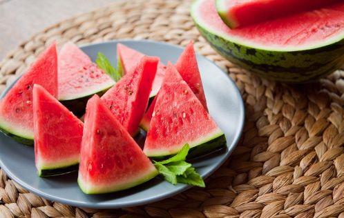 跳楼搬凳子吃瓜