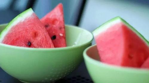 新买的勺子怎么吃瓜,解锁瓜果新吃法