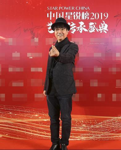 范明吃道具瓜,一场意外的喜剧盛宴